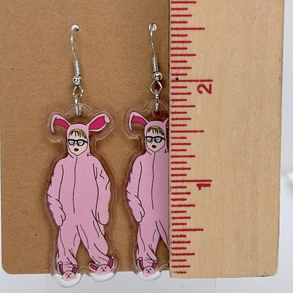 “The Christmas Story” Ralphie’s Pink Rabbit Pajamas Acrylic Earrings - Picture 3 of 3